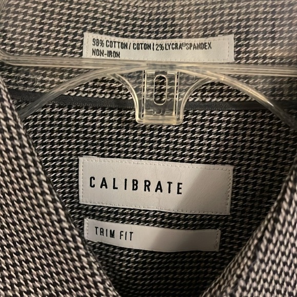 Calibrate Mens button down Dress Shirt 16 34-35. Black, gray,& white houndstooth - Picture 2 of 11